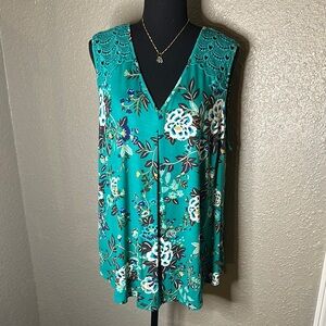 NWT DANIEL RAINN Floral Sleeveless Tunic